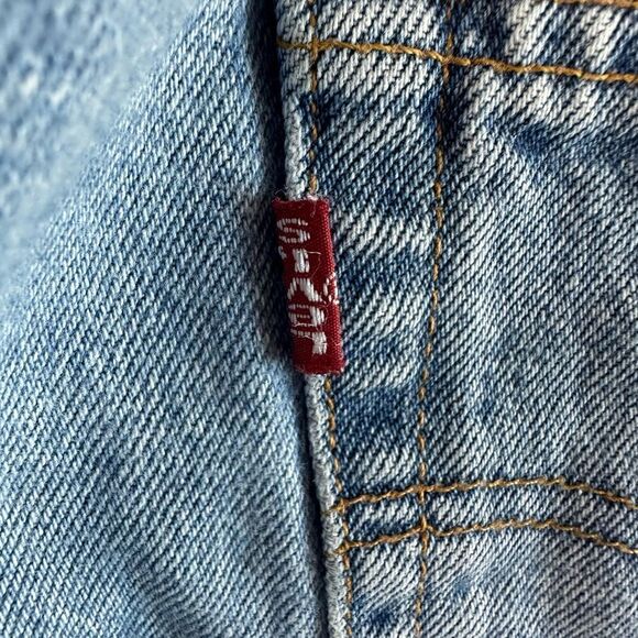 EUC Vintage Levi’s Men’s Jeans - Picture 9 of 10